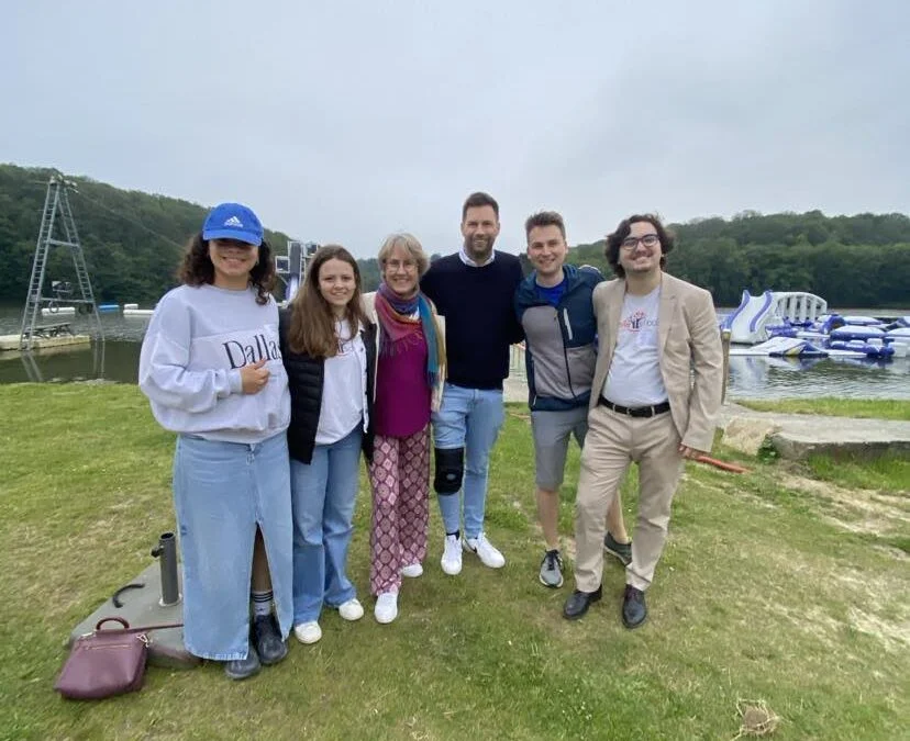 Des Smileschooliens au Lake Summit du Cercle de Wallonie