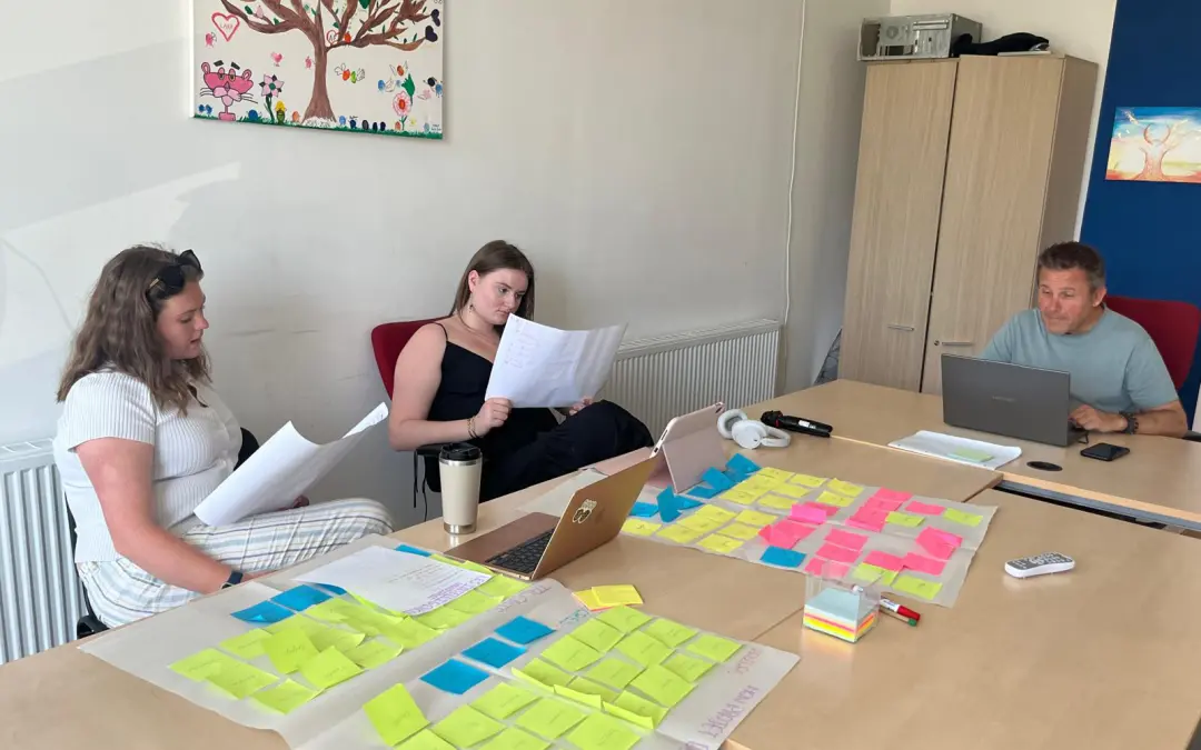 12 heures de coaching pour aider les jeunes à mieux se connaître et mieux s’orienter